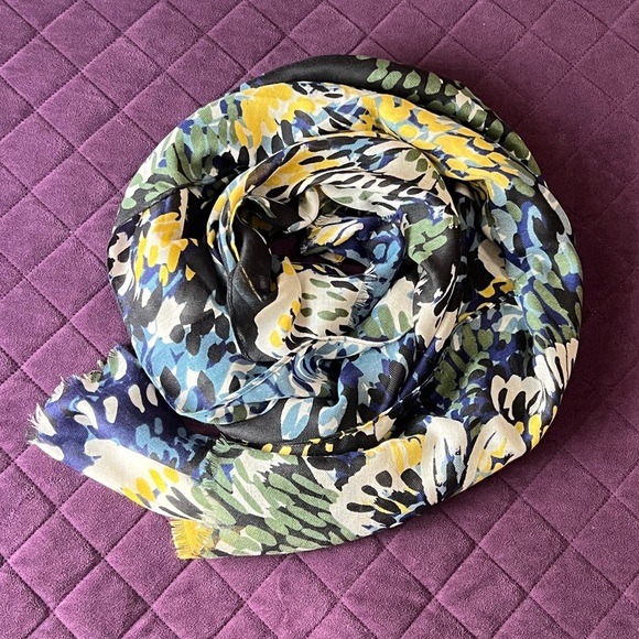 Chico’s Floral Patterned Scarf - Picture 1 of 4